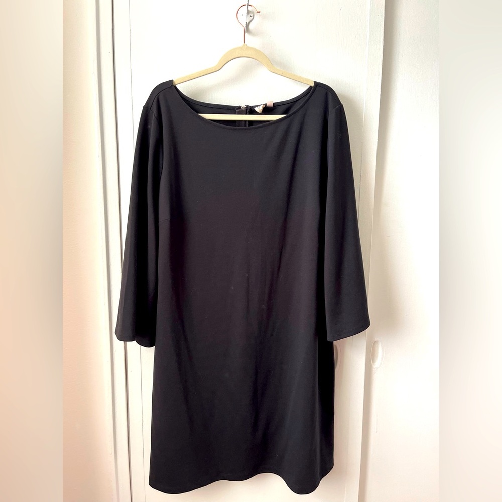 Comfy professional dress, boatneck with 3/4 sleeves, size XXL